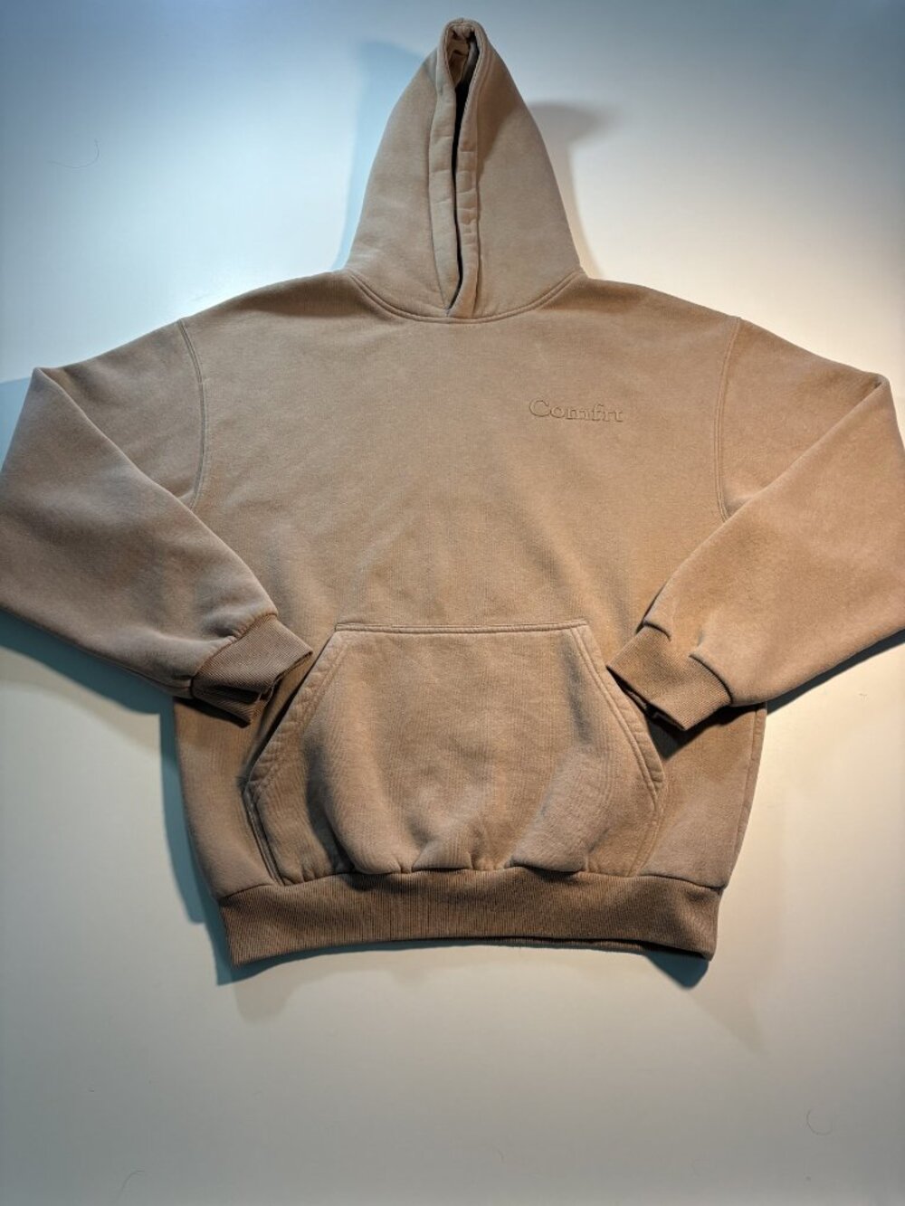 Comfrt Heavyweight Hoodie Mens M Beige Pullover Minimal Logo